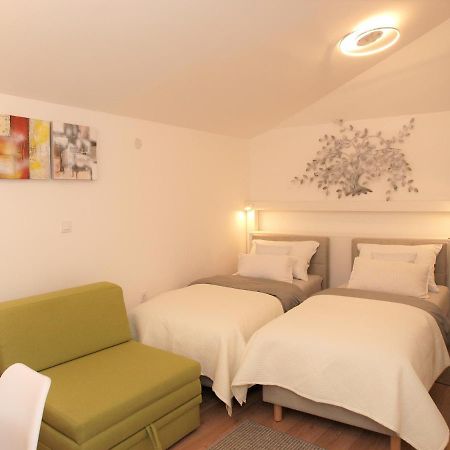 Cozy Studio Apartment Tian In Загреб Экстерьер фото